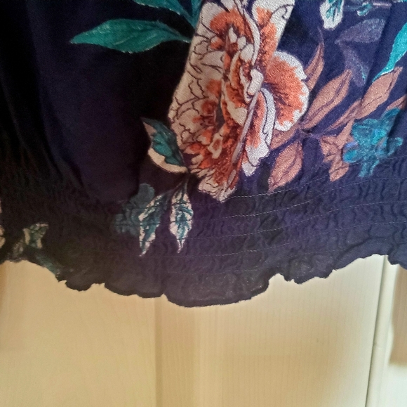 American Rag Blouse - Picture 4 of 5